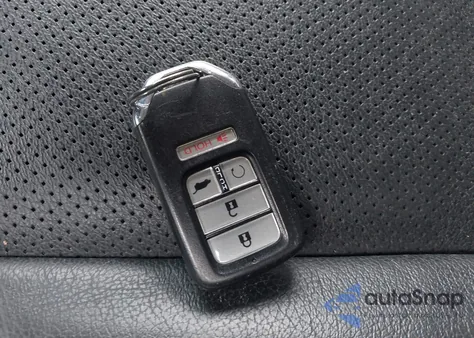 2021 Honda Pilot Awd Elite from USA, damaged, VIN 5FNYF6H01MB036750